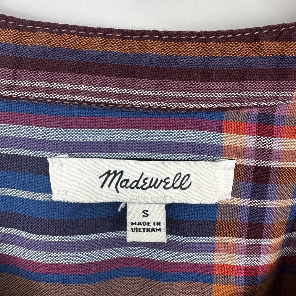 Madewell pretty button